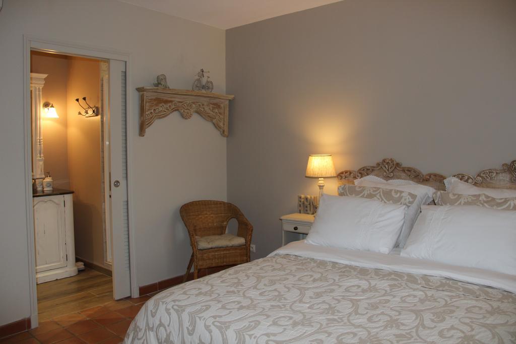 Bed and Breakfast La Bastide Du Bouchou Six-Fours-les-Plages Exterior foto