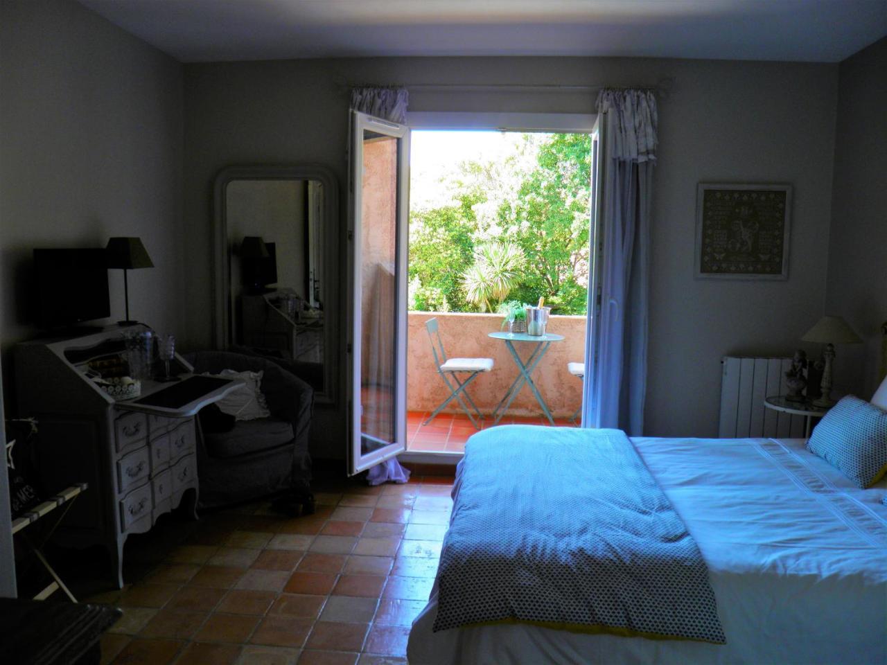 Bed and Breakfast La Bastide Du Bouchou Six-Fours-les-Plages Exterior foto