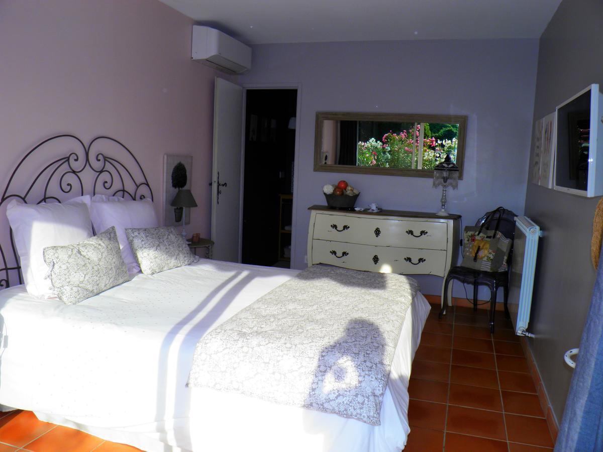 Bed and Breakfast La Bastide Du Bouchou Six-Fours-les-Plages Exterior foto